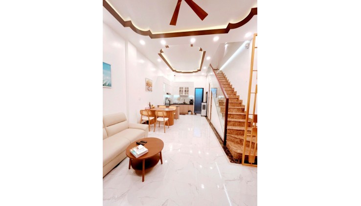 Bán nhà Mới Đẹp HẺM XE HƠI 51m2_4,3x12m 3 TẦNG Gần Tỉnh Lộ 43 Bình Chiểu Thủ Đức Chỉ 4.67 tỷ